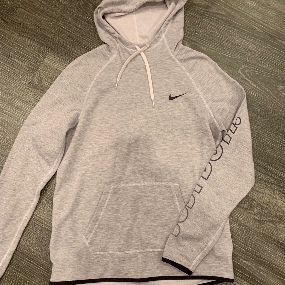 Nike Dri-Fit Lilac Women's Hoodie - M